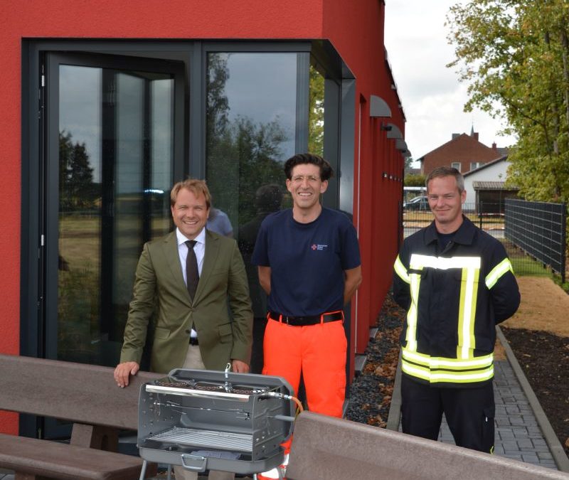 Bürgermeister vor Ort an der Rettungswache in Rommerskirchen