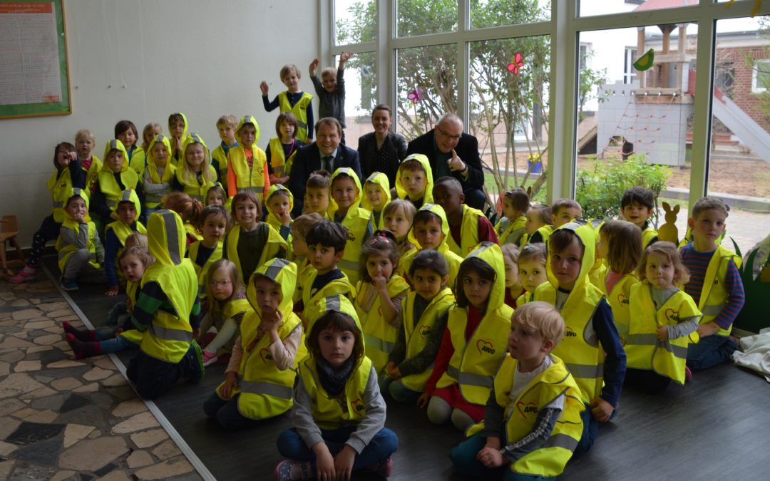 Warnwesten für Kindergartenkinder