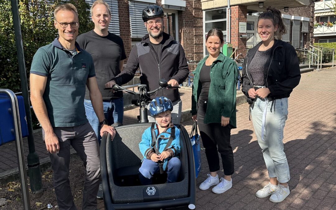 Aktion „Lappen los“ – E-Lastenfahrrad an Familie Meys übergeben