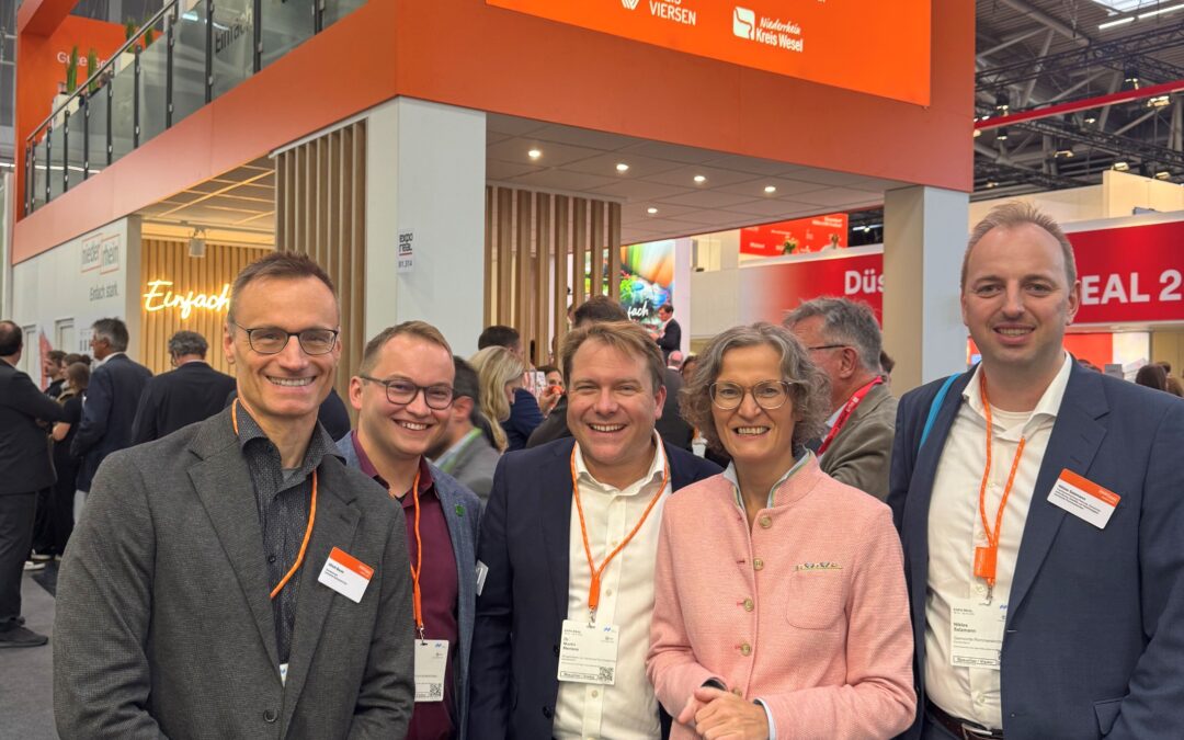 EXPO Real München – Bürgermeister Dr. Martin Mertens trifft NRW-Ministerin Ina Scharrenbach zum Gespräch