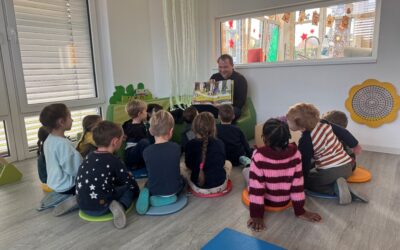 Bürgermeister Dr. Martin Mertens liest regelmäßig in Kitas, Schulen und Senioreneinrichtungen vor