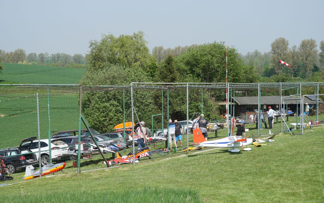 „Anfliegen“ der Modellflieger