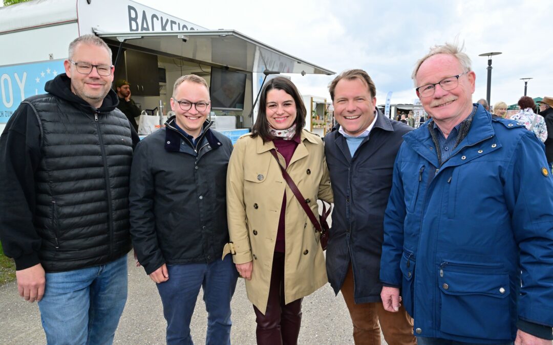 Erfolgreiche Premiere des Streetfood-Feierabendmarktes in Rommerskirchen