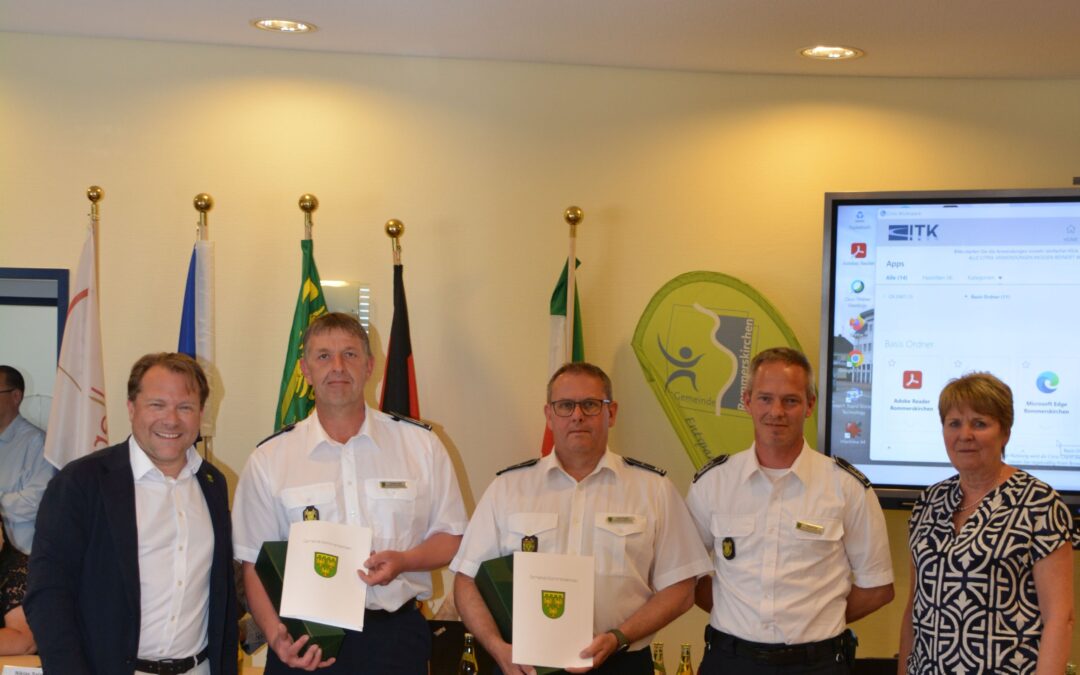 Carsten Hahn und Frank Engels komplettieren die Leitung der Feuerwehr