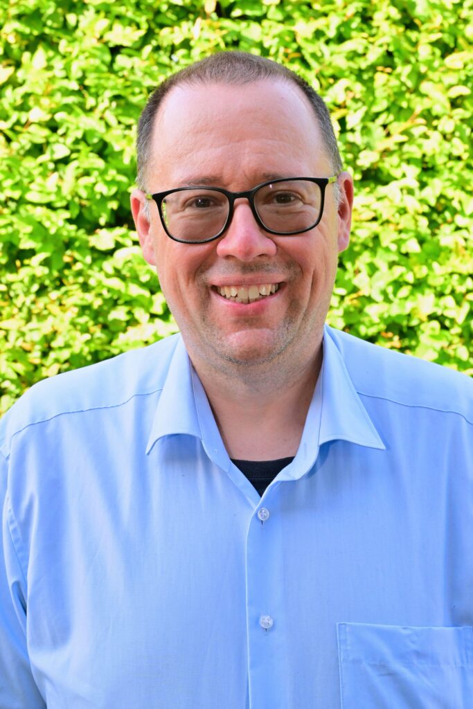 Oliver-Schulz-683x1024.jpg